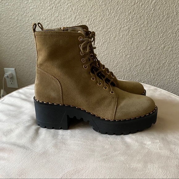 Vince Camuto Mecale Booties - Picture 4 of 6